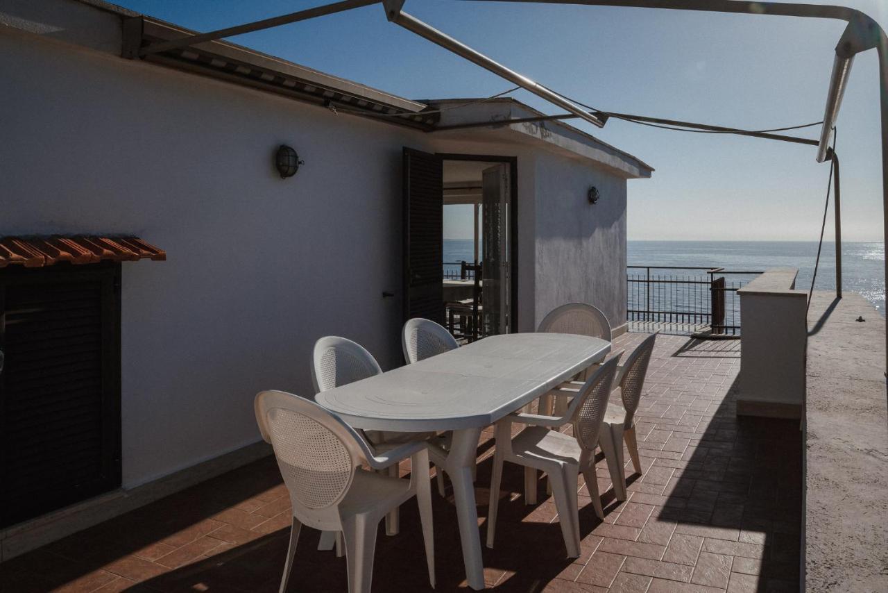Be Your Home - Appartamento 4 Camere Sul Mare Scesa Al Mare Privata Santa Marinella Εξωτερικό φωτογραφία